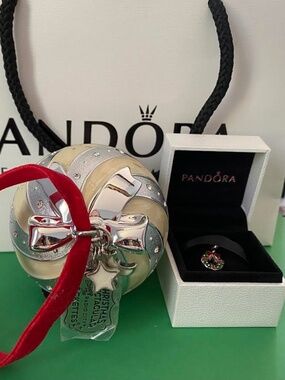 Pandora Limited Edition 2018 Christmas Ornament Rockettes with Charm(s)